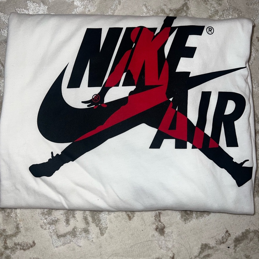 COPY - Nike Air Jordan Graphic Tee